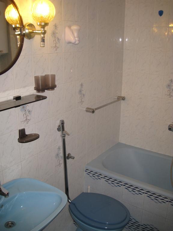 Apartmani Famelja Jovanovic Sveti Stefan Room photo